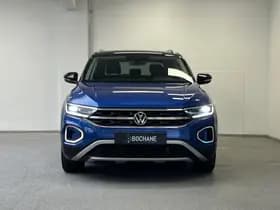Volkswagen T-Roc thumbnail 5