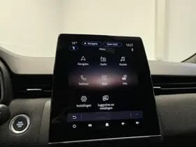 Renault Clio thumbnail 21