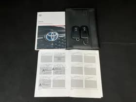 Toyota RAV4 thumbnail 17