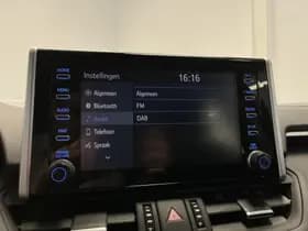 Toyota RAV4 thumbnail 24