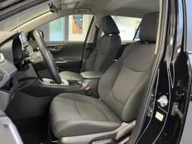 Toyota RAV4 thumbnail 4