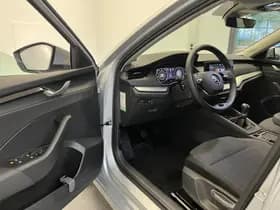 Škoda Octavia thumbnail 13