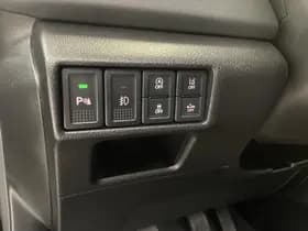 Suzuki S-Cross thumbnail 28
