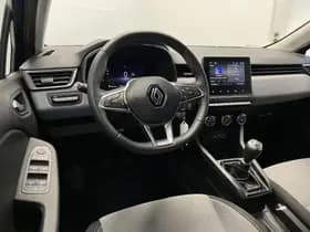 Renault Clio thumbnail 12