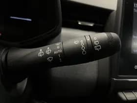 Renault Clio thumbnail 35