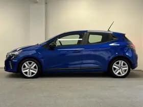 Renault Clio thumbnail 10