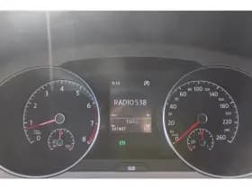 Volkswagen Golf thumbnail 9