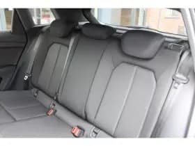 Audi Q4 e-tron thumbnail 16