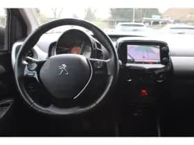 Peugeot 108 1.0 E-Vti Aut. *Allure* | Navigatie | Camera | A/C | Climate Control | Privacy | Bluetooth | Leuk !!! | Topper !! | thumbnail 6