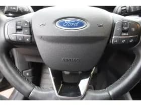 Ford Focus thumbnail 12