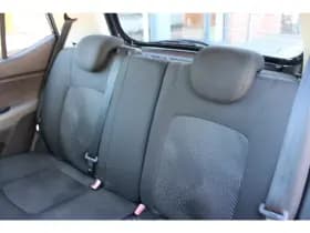 Hyundai i10 thumbnail 12