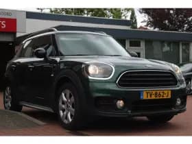 Mini Countryman Mini (F60) 1.5 *One* Aut. | Supergreen | Navigatie | Cruise Control | A/C | Bluetooth | Orig. Nl | thumbnail 5