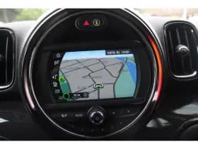 Mini Countryman Mini (F60) 1.5 *One* Aut. | Supergreen | Navigatie | Cruise Control | A/C | Bluetooth | Orig. Nl | thumbnail 9