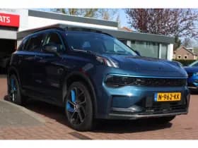 Lynk & Co 01 1.5td Phev | Schuifdak | Carplay | Adaptive Cruise & Climate Control | Camera | Stoelverwarming | Pdc | Privacy | Navigatie | Bluetooth | thumbnail 4