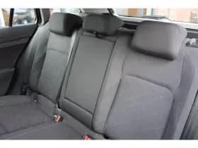 Volkswagen Golf thumbnail 15