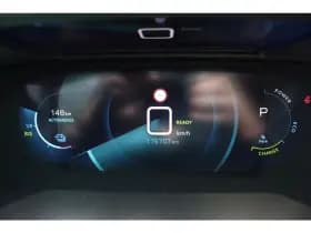 Peugeot E-2008 Ev 50kwh *Gt* | Soh 88.31% | 3-Fase | Schuifdak | Camera | Carplay | Navigatie | Stoelverwarming | Cruise & Climate Control | thumbnail 11
