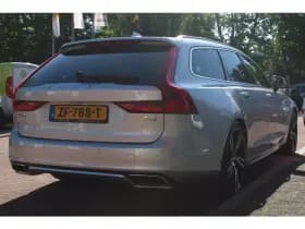 Volvo V90 T4 *R-Design* | Schuifdak | Adaptive Cruise Control | Carplay | Stoelverwarming | Climate Control | Navigatie | Privacy | Pdc | thumbnail 4