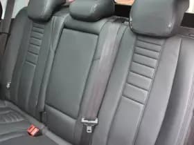 Peugeot 308 Sw 1.2 Puretech *Premium* | Leder | Camera | Trekhaak | Panorama | Carplay | Navigatie | Cruise & Climate Control | Privacy | thumbnail 13