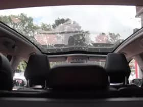 Peugeot 308 Sw 1.2 Puretech *Premium* | Leder | Camera | Trekhaak | Panorama | Carplay | Navigatie | Cruise & Climate Control | Privacy | thumbnail 15