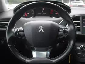 Peugeot 308 Sw 1.2 Puretech *Premium* | Leder | Camera | Trekhaak | Panorama | Carplay | Navigatie | Cruise & Climate Control | Privacy | thumbnail 7