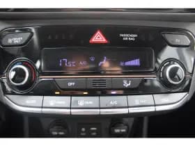 Hyundai Ioniq Ev *Comfort* | Soh 99.9% | Carplay | Adaptive Cruise & Climate Control | Camera | Pdc | Navigatie | Bluetooth | thumbnail 11