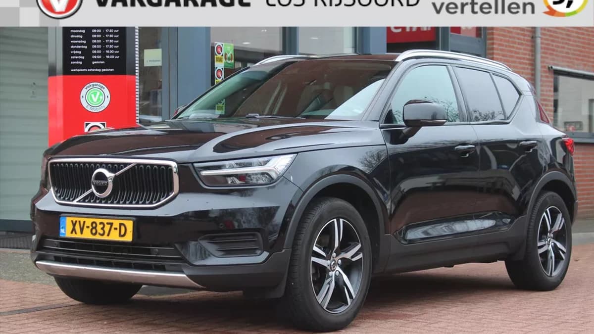 Volvo Xc40 T4 Aut. *Momentum* | Carplay | Cruise & Climate Control | Stoelverwarming | Camera | Navigatie | Pdc | Privacy | Half-Leder | Orig.Nl | — foto 1