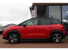 CitroëN C3 Aircross 1.2 Puretech Aut. *Shine* | Trekhaak | Carplay | Cruise & Climate Control | Pdc | Privacy | Navigatie | Bluetooth | Extra Set Banden | thumbnail 2