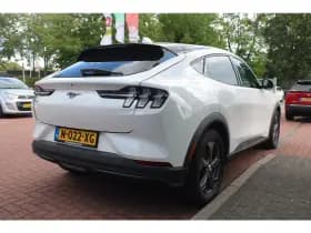 Ford Mustang Mach-E 75kwh | Soh 91.5% | Camera | Vol- Leder | Adaptive Cruise & Climate Control | Stoel & Stuurverwarming | Carplay | Navigatie | thumbnail 5