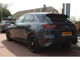 Kia Ceed thumbnail 3