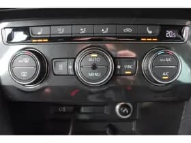 Volkswagen Tiguan 1.4 Tsi *Business* | Trekhaak | Carplay | Adaptive Cruise & Climate Control | Stoelverwarming | Pdc | Privacy | Navigatie | Bluetooth | thumbnail 10