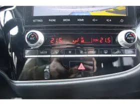 Mitsubishi Outlander 2.4 Phev *Pure+* | Trekhaak | Carplay | Camera | Cruise & Climate Control | Stoelverwarming | Pdc | Navigatie | Privacy | Bluetooth | thumbnail 10