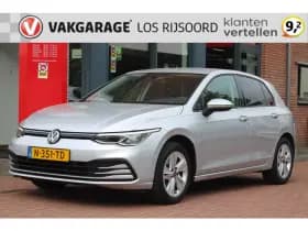 Volkswagen Golf 1.0 Etsi Hybride *Life* | Carplay | Adaptive Cruise Control | Camera | Climate Control | Navigatie | Pdc | Privacy | Bluetooth |