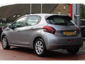 Peugeot 208 1.2 Puretech *Blue* | Door Ons Oh | Carplay | Navigatie | Bluetooth | A/C | Cruise Control | thumbnail 3