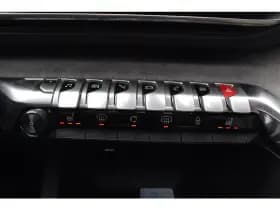 Peugeot 3008 1.6 Phev *Gt* | Schuifdak | Camera | Stoelverwarming | Adaptive Cruise & Climate Control | Carplay | Navigatie | Orig. Nl | thumbnail 12