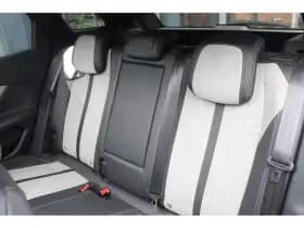 Peugeot 3008 1.6 Phev *Gt* | Schuifdak | Camera | Stoelverwarming | Adaptive Cruise & Climate Control | Carplay | Navigatie | Orig. Nl | thumbnail 14