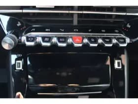 Peugeot E-2008 Ev 50kwh *Allure* | 3-Fase | Soh 100% | Virtueel Cockpit | Adaptive Cruise Control | Camera | Carplay | Navigatie | Cimate Control | Stoelverwarming | thumbnail 15