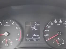 Kia Stonic 1.2 Mpi *Comfortline* | Trekhaak | Carplay | Cruise Control | A/C | Stoel & Stuurverwarming | Privacy | Bluetooth | thumbnail 8