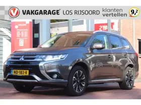 Mitsubishi Outlander 2.0 Phev *Instyle* | Trekhaak | Camera | Leder | Navigatie | Cruise & Climate Control | Stoel & Stuurverwarming |