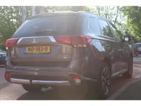 Mitsubishi Outlander 2.0 Phev *Instyle* | Trekhaak | Camera | Leder | Navigatie | Cruise & Climate Control | Stoel & Stuurverwarming | thumbnail 4