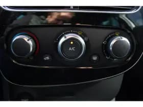 Renault Clio Tce 0.9 *Limited* | Carplay | Camera | Cruise Control | Navigatie | Pdc | A/C | Orig.Nl | Topper !! | thumbnail 10