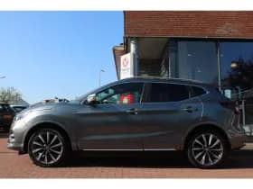 Nissan Qashqai thumbnail 2