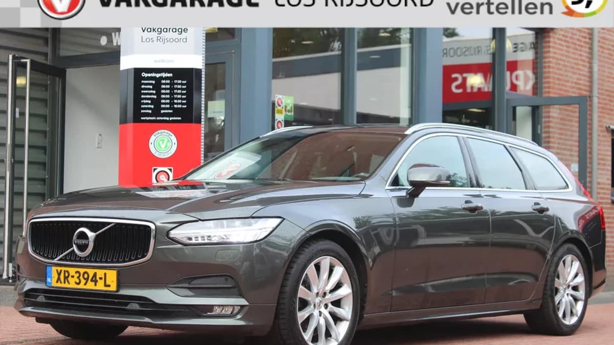 Volvo V90 T4 Geartronic *Momentum* | Trekhaak | Volledig- Leder | Adaptive Cruise Control | Climate Control | Carplay | Stoel- En Stuurverwarming | Orig. Nl | — foto 1