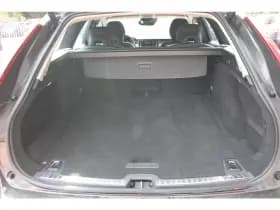 Volvo V90 T4 Geartronic *Momentum* | Trekhaak | Volledig- Leder | Adaptive Cruise Control | Climate Control | Carplay | Stoel- En Stuurverwarming | Orig. Nl | thumbnail 15