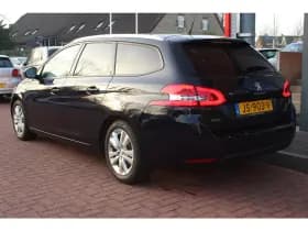 Peugeot 308 1.2 Puretech Blue *Executive* | Panorama | Camera | Cruise & Climate Control | Pdc | Navigatie | Privacy | thumbnail 3