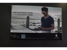 Peugeot 5008 1.2 Puretech *Allure* | Carplay | Stoelverwarming | Cruise & Climate Control | Privacy | Leder | Pdc | Navigatie | Bluetooth | thumbnail 17