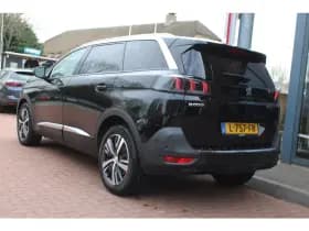 Peugeot 5008 1.2 Puretech *Allure* | Carplay | Stoelverwarming | Cruise & Climate Control | Privacy | Leder | Pdc | Navigatie | Bluetooth | thumbnail 3