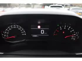 Peugeot 2008 1.2 Puretech *Active* | Carplay | Navigatie | Cruise & Climate Control | Privacy | Pdc | thumbnail 11