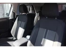 Volkswagen T-Roc thumbnail 14