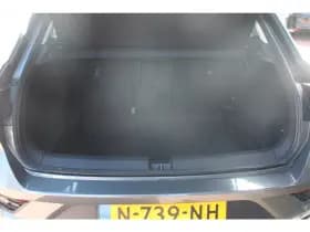 Volkswagen T-Roc thumbnail 16