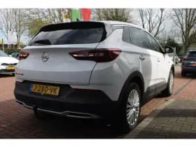 Opel Grandland X 1.2 Turbo Aut. *Innovation* | Trekhaak | Carplay | Camera | Cruise & Climate Control | Pdc | Navigatie | Privacy | Bluetooth | thumbnail 4